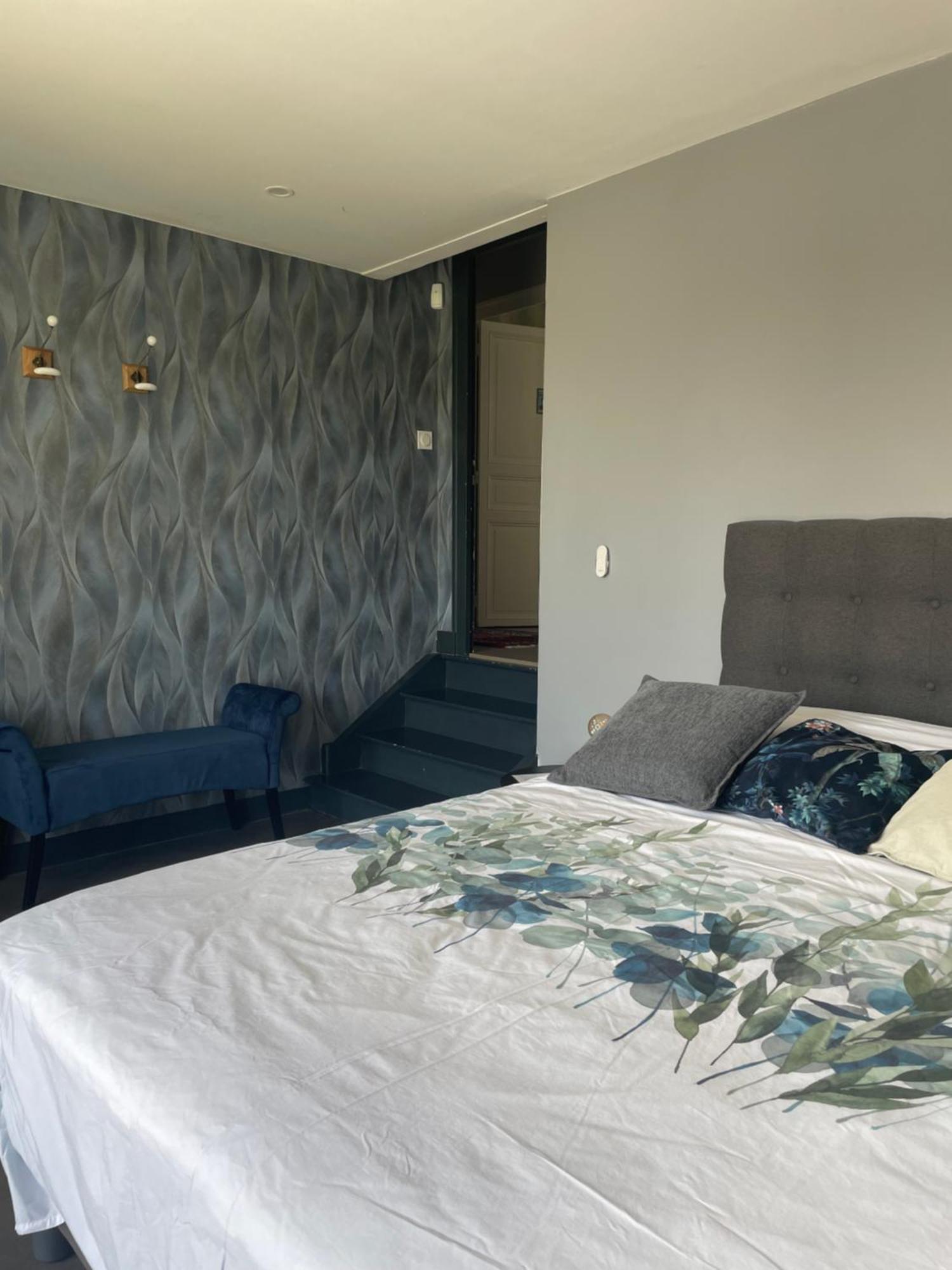 Aux Portes Des Iles Saint-Just-Luzac Room photo